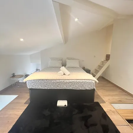 Duplex *